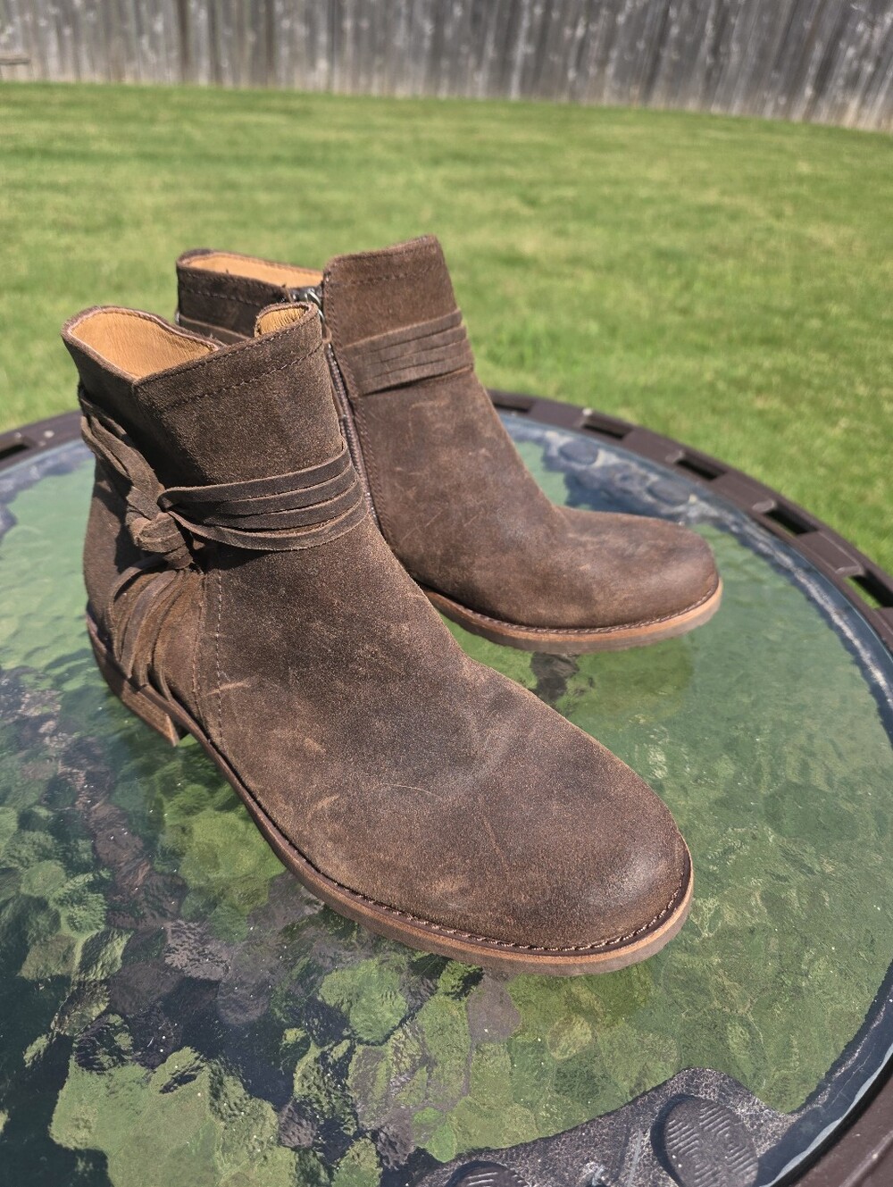 Sofft Leather Zip Up Ankle Boot Size 8 Brown